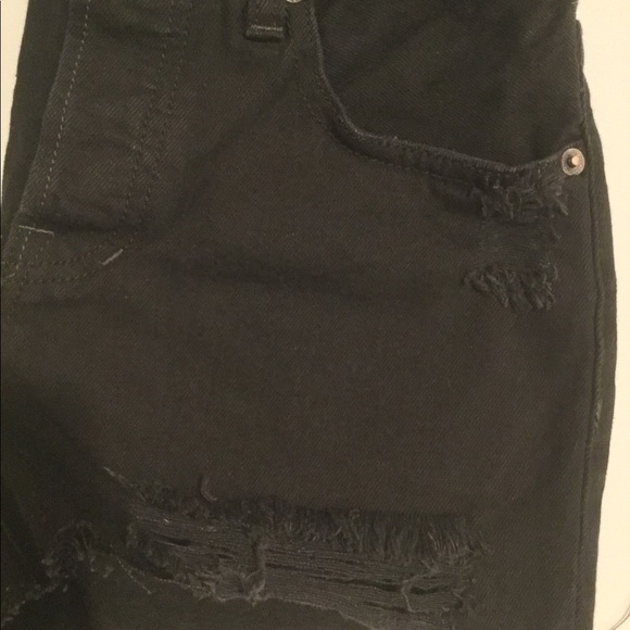 NWT 24&28 Free People Sophia distressed shorts - Picture 4 of 7
